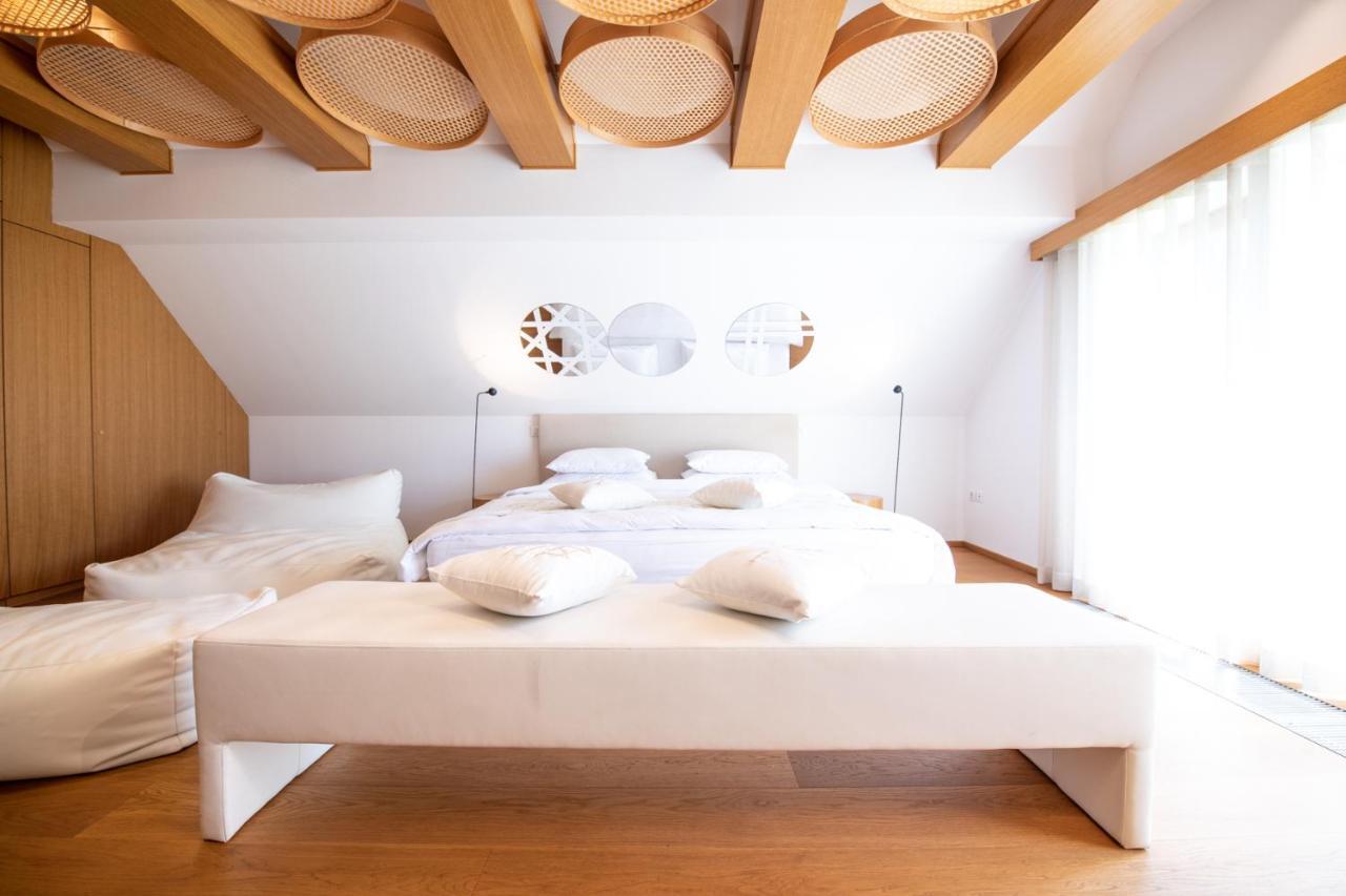 Skrabceva Domacija Hotel Ribnica ภายนอก รูปภาพ