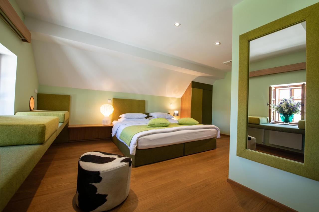 Skrabceva Domacija Hotel Ribnica ภายนอก รูปภาพ