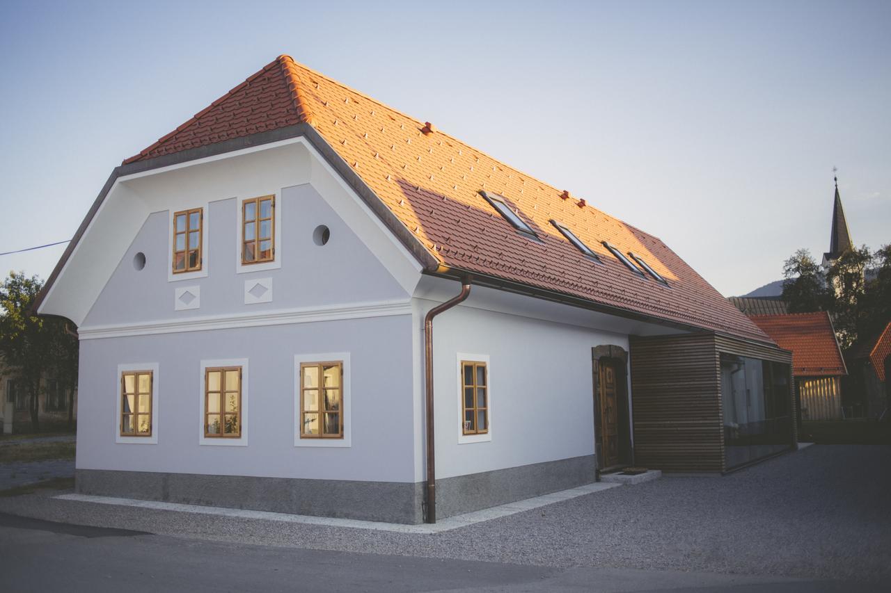 Skrabceva Domacija Hotel Ribnica ภายนอก รูปภาพ